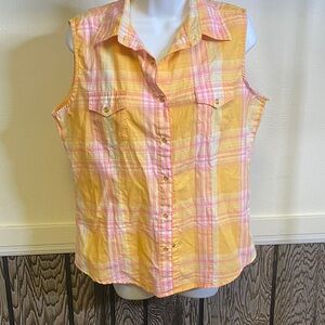 Wrangler Wrancher Pink and Yellow Plaid Sleeveless Button-Up